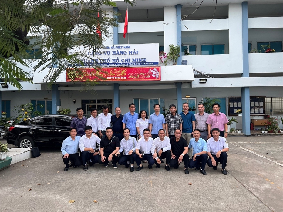 Học tập, trao đổi kinh nghiệm trong công tác quản lý Nhà nước về hàng hải giữa Cảng vụ Hàng hải Thành phố Hồ Chí Minh và Cảng vụ Hàng hải Quảng Ninh